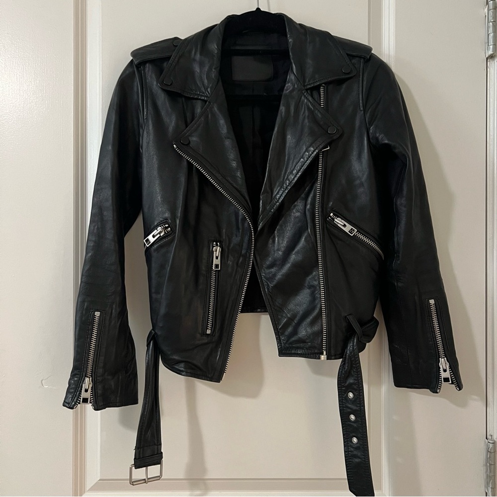 •SOLD• Black leather jacket
